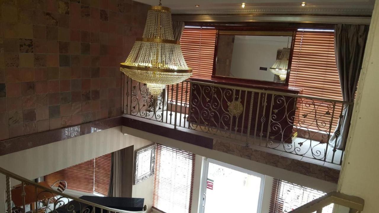 In - Savoy - Triple Guest house