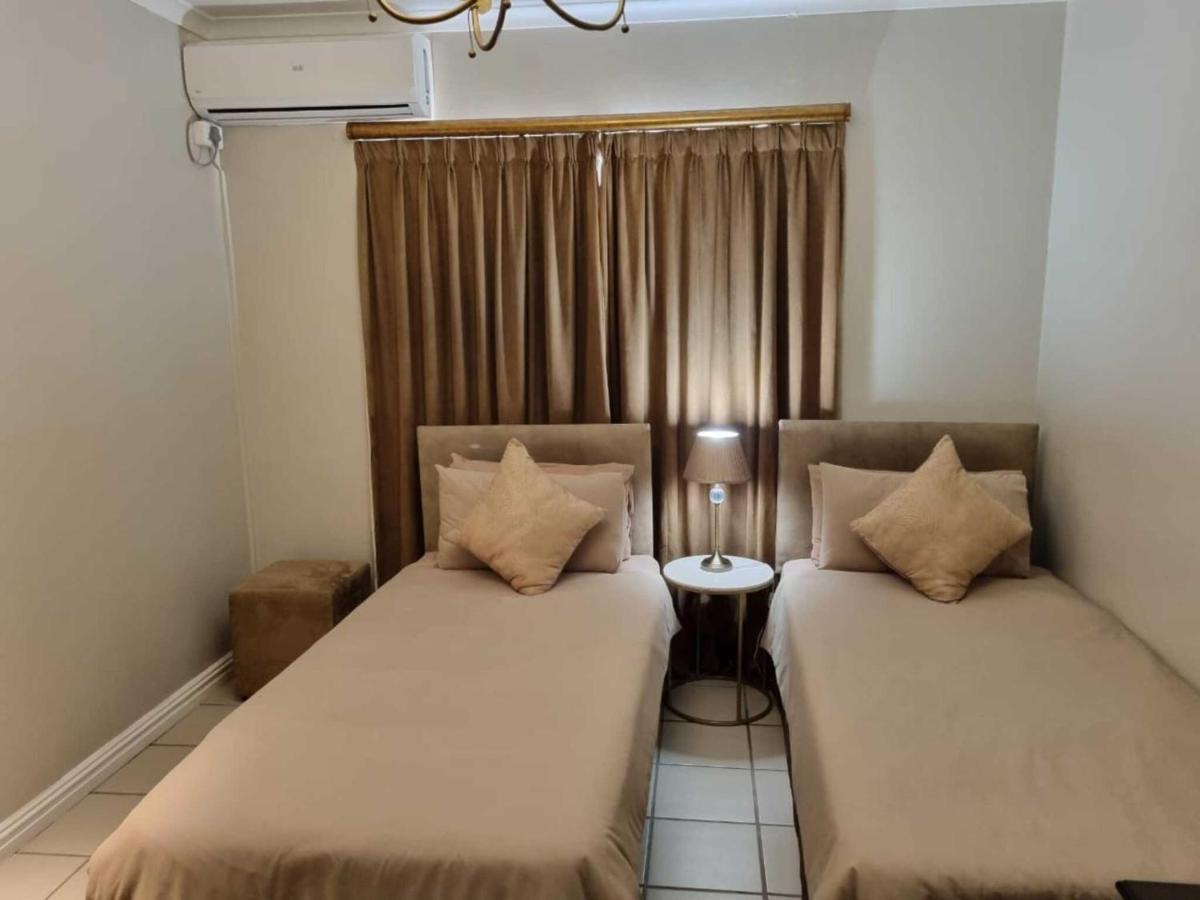 In - Savoy - Triple Guest house
